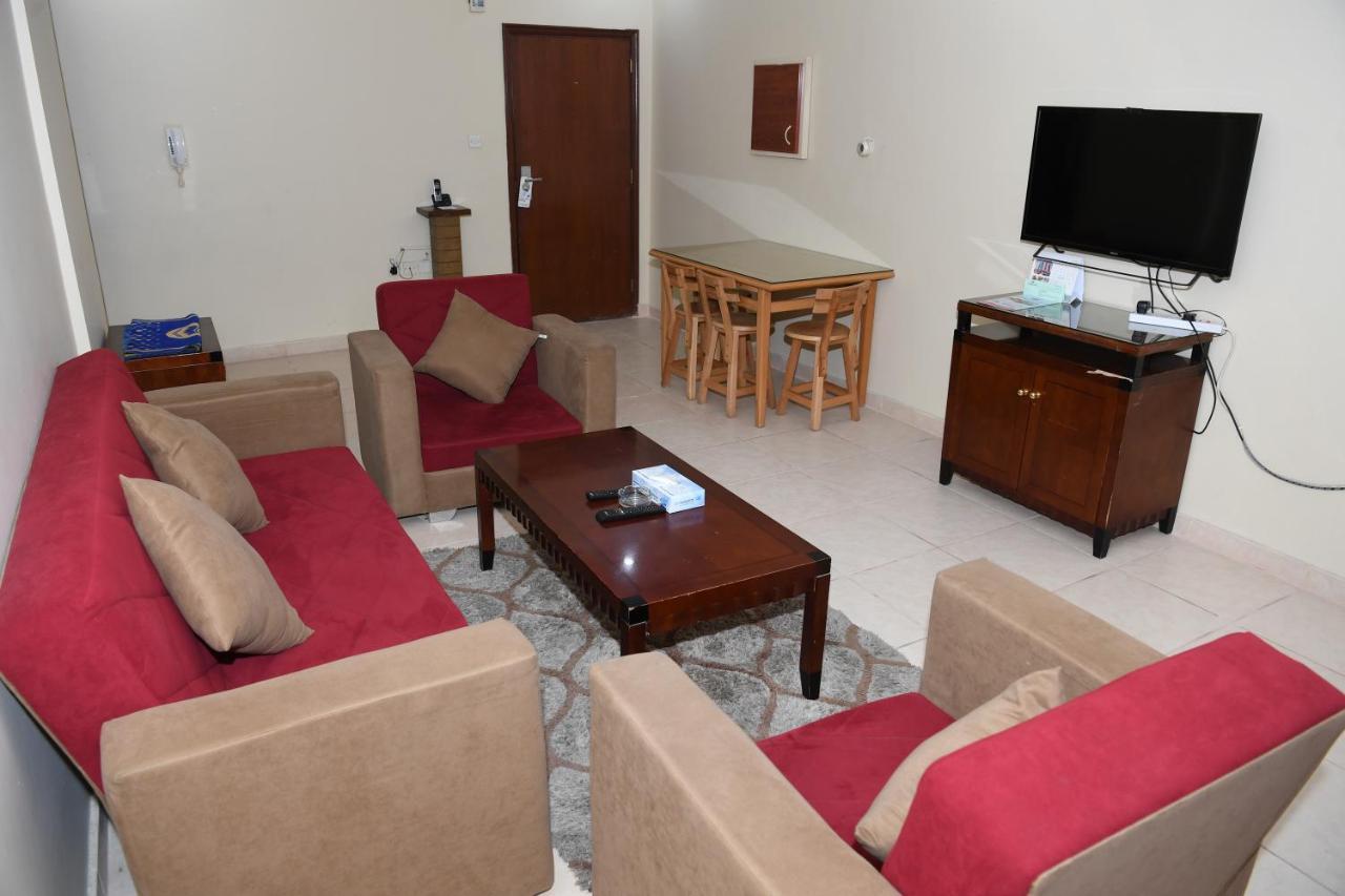 Continental Suite Farwaniya Kuwait City Exterior foto