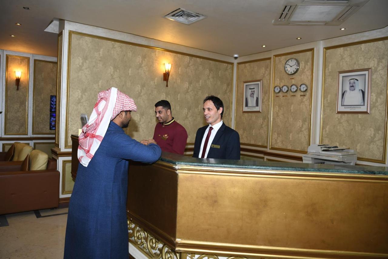 Continental Suite Farwaniya Kuwait City Exterior foto